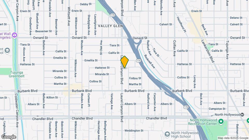 Laurel Canyon Apartments Map and Location Details