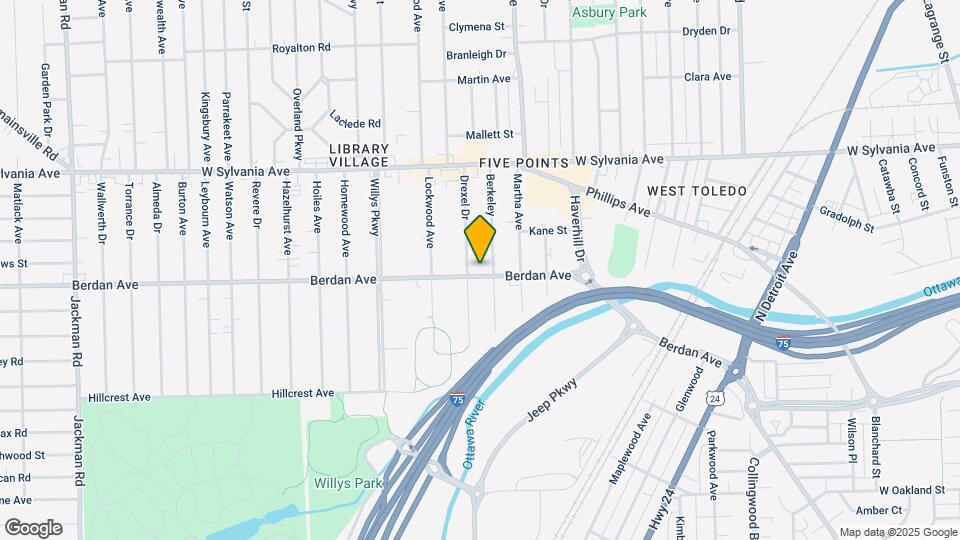 Berdan Avenue Apartments Map and Location Details