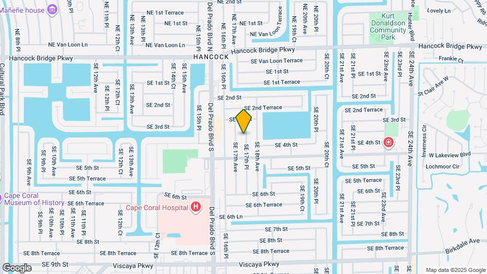 324 SE 17th Pl Map and Location Details