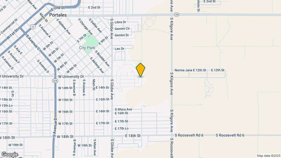 1382 Oakwood Cir Map and Location Details