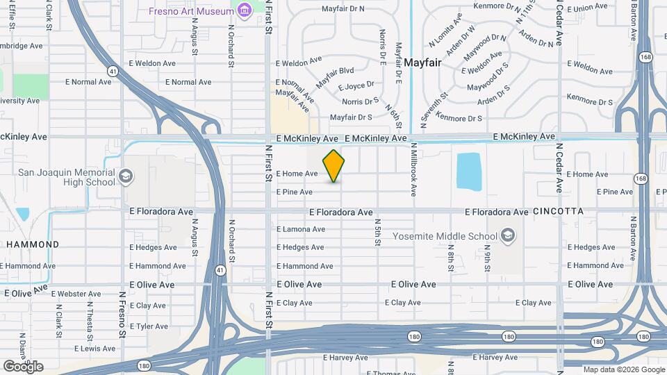 3325 E Pine Ave Mapa y Detalles de la Ubicación