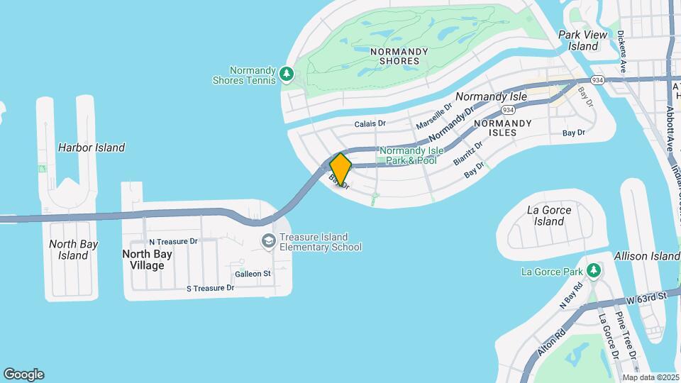 2000 Bay Dr, Unit 402 Map and Location Details