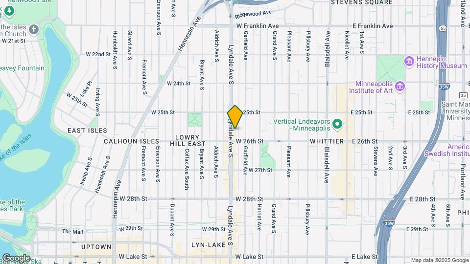 2539 Lyndale Ave S Mapa y Detalles de la Ubicación