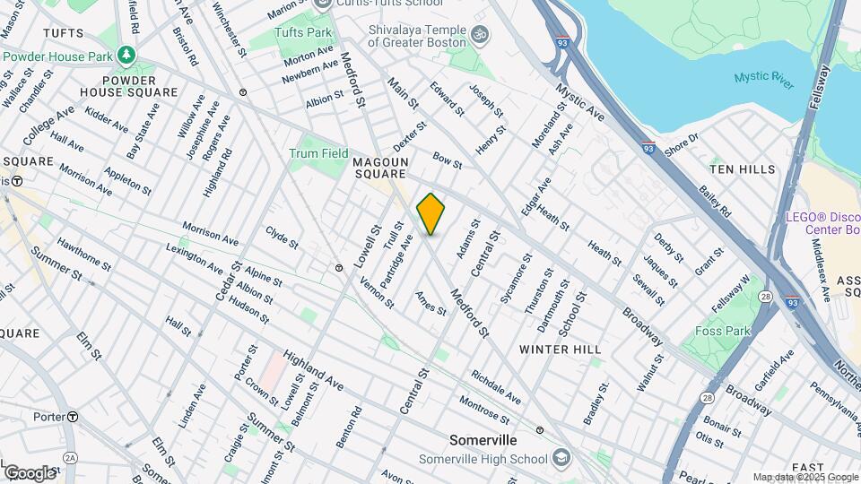 471 Medford St Map and Location Details