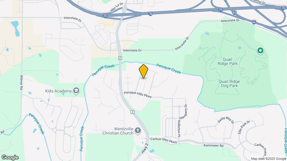 221 Pecan Bluffs Dr Map and Location Details