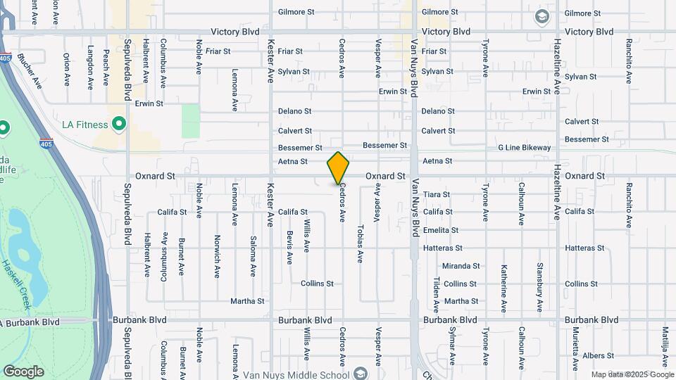 5939 Cedros Ave Map and Location Details