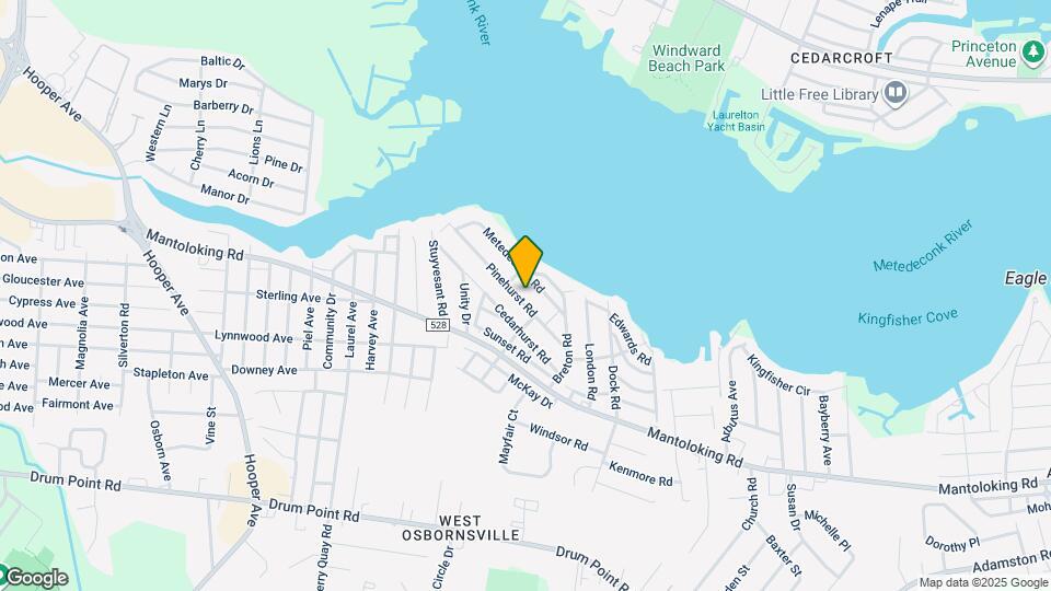 127 Pinehurst Rd Map and Location Details