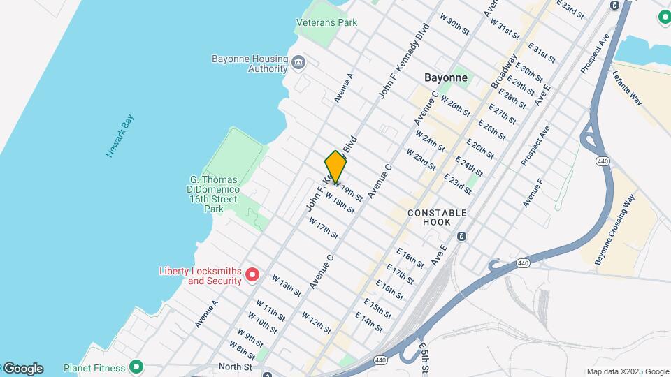 96 W 19th St Mapa y Detalles de la Ubicación