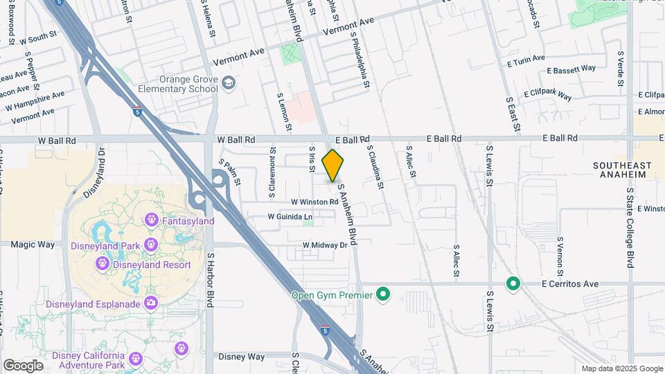 1325 S Anaheim Blvd Mapa y Detalles de la Ubicación