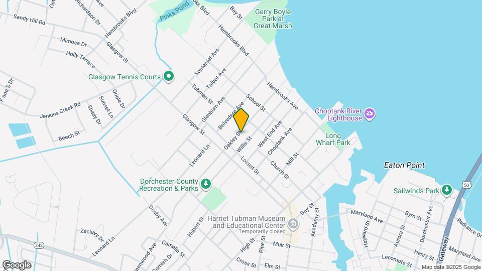 310 Oakley St Map and Location Details