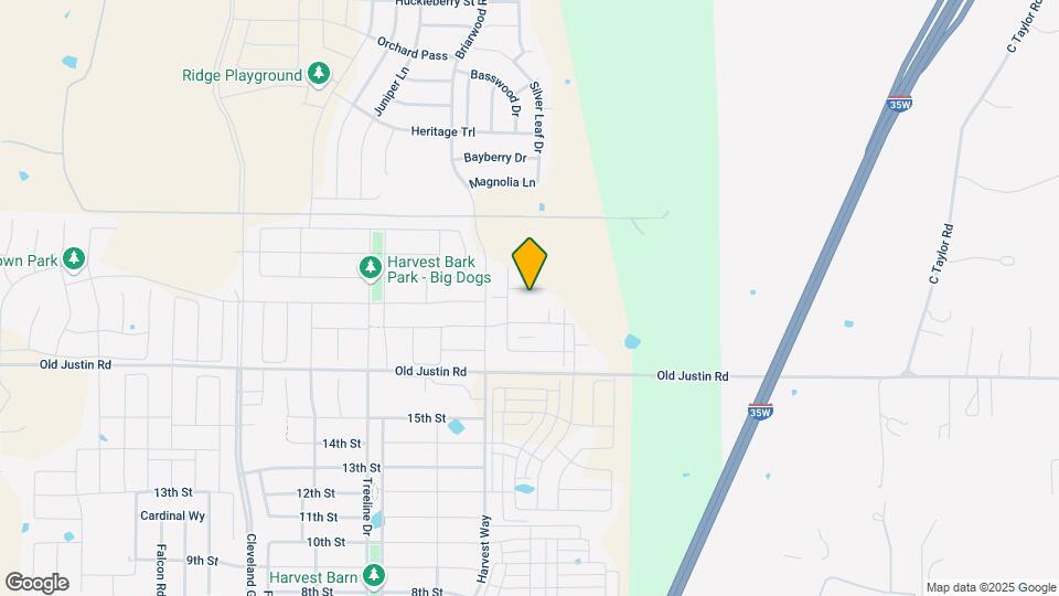 825 Blossom Ln Map and Location Details