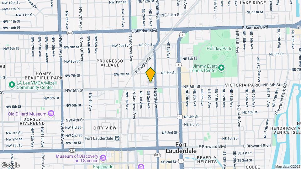 612 NE 2nd Ave Map and Location Details