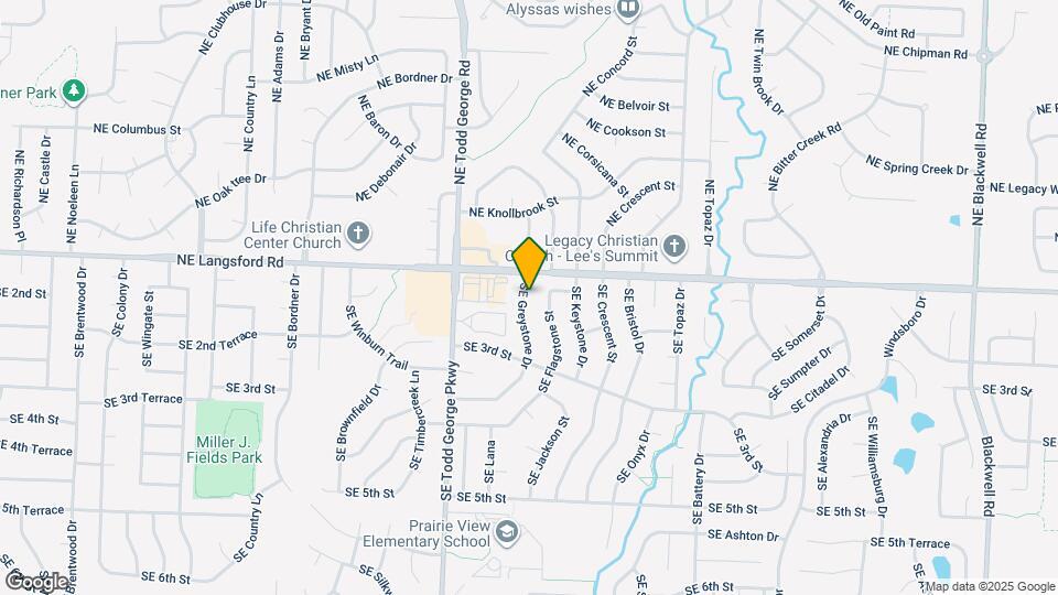 109 SE Greystone Dr Map and Location Details