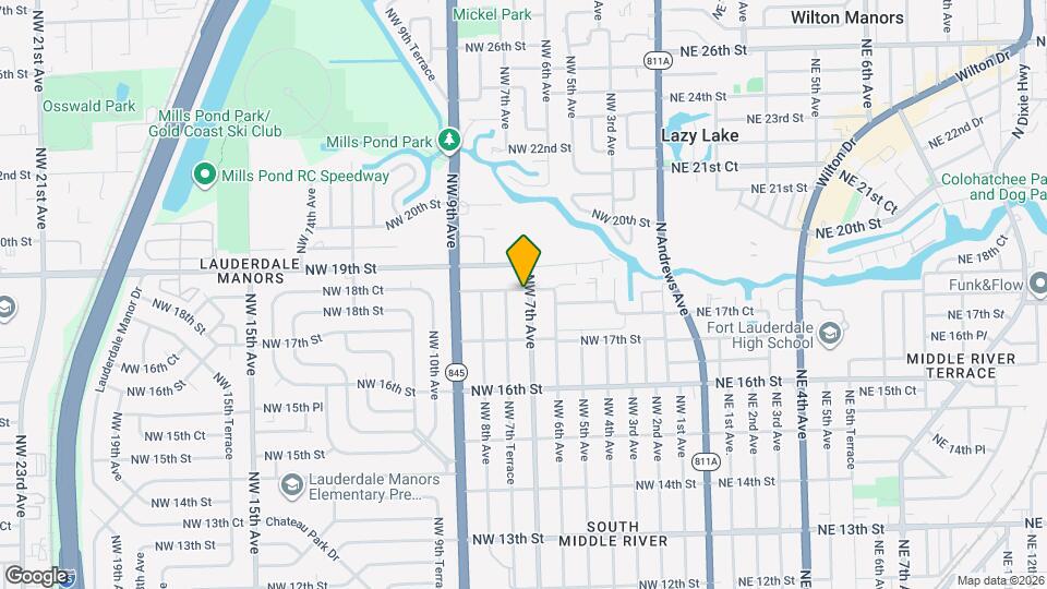 700 NW 18th St Map and Location Details
