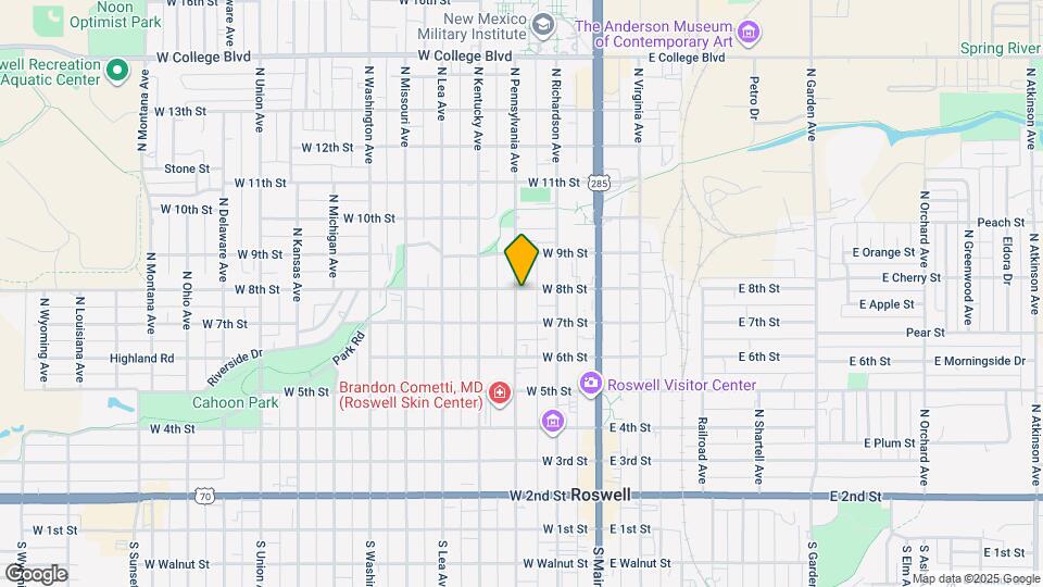 713 N Pennsylvania Ave Map and Location Details