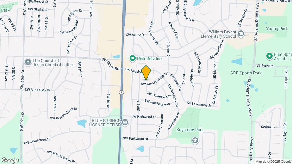 401 SW Stoney Brook Ln Map and Location Details