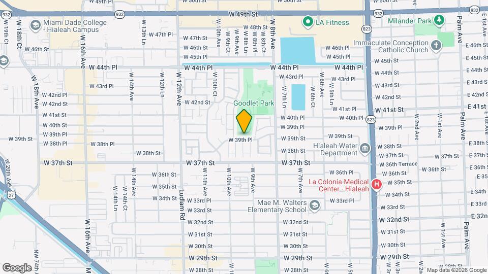 895 W 39th Pl Map and Location Details