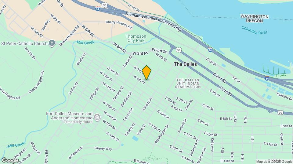 307 W 8th St Map and Location Details