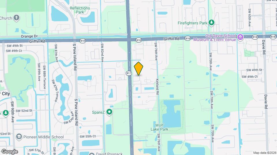 7662 N Southwood Cir Map and Location Details