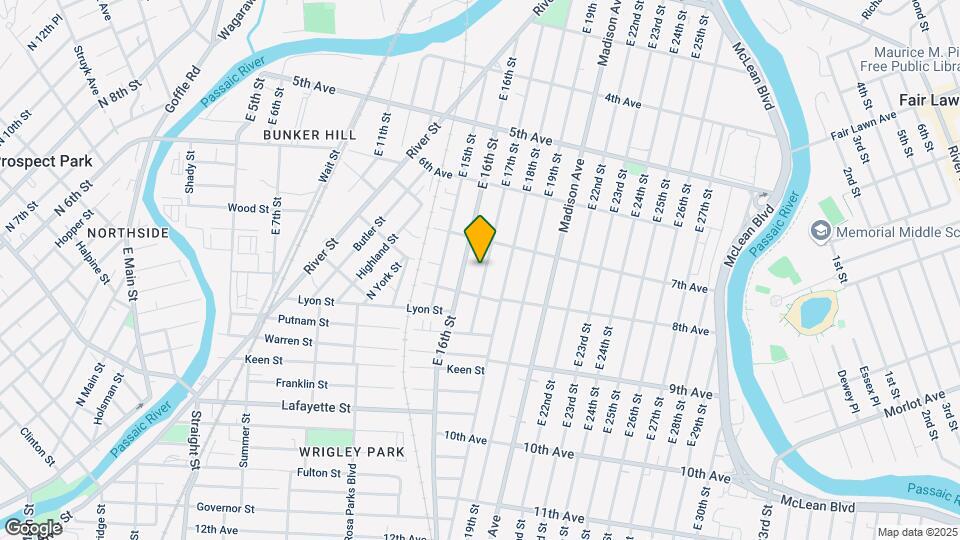 258 E 17th St Map and Location Details