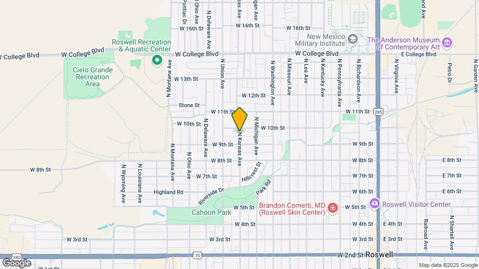 907 N Kansas Ave Map and Location Details