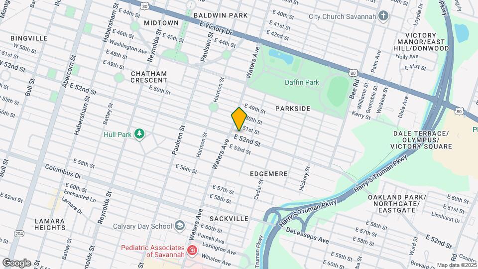 1106 E 52nd St Map and Location Details