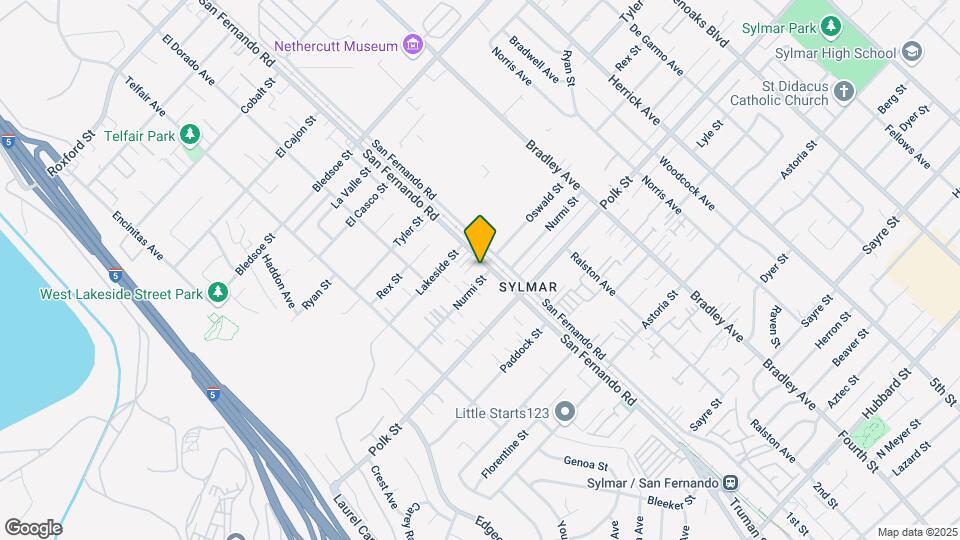 12713 San Fernando Rd Map and Location Details