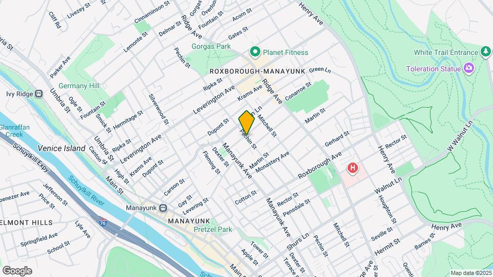 389 Conarroe St Map and Location Details