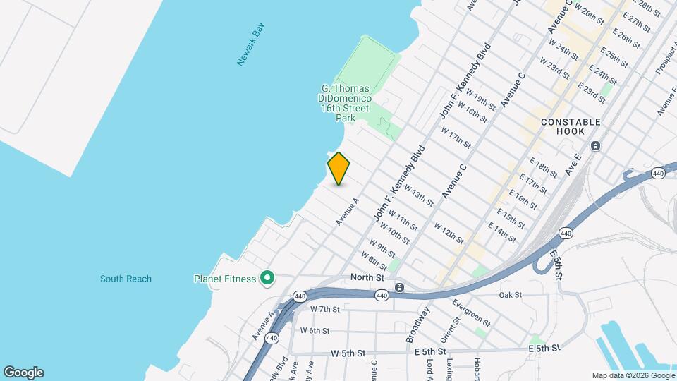 159 W 10th St Map and Location Details