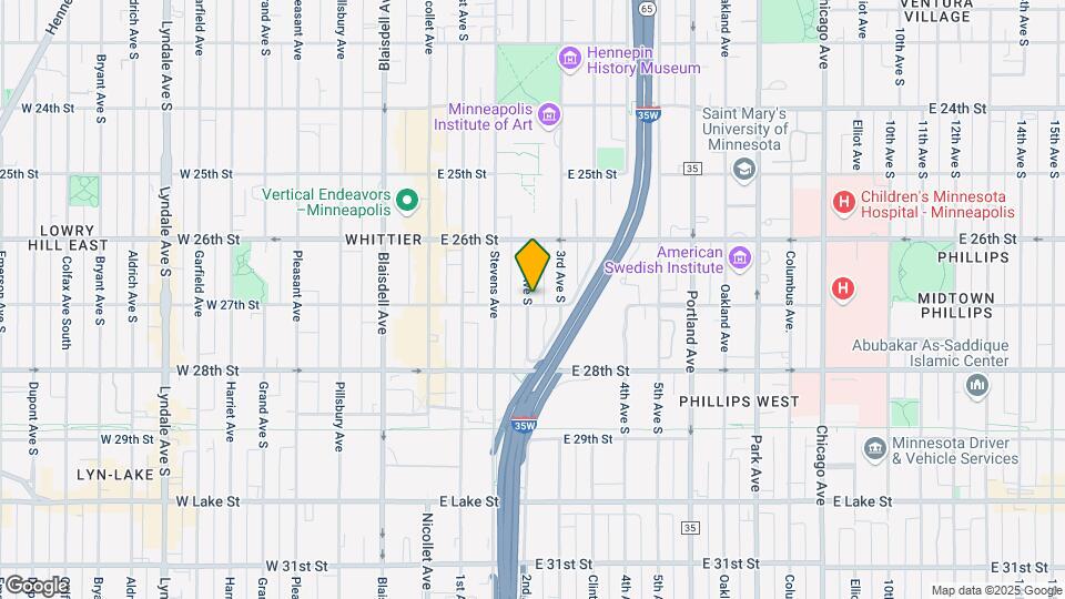 200 E 27th St Mapa y Detalles de la Ubicación
