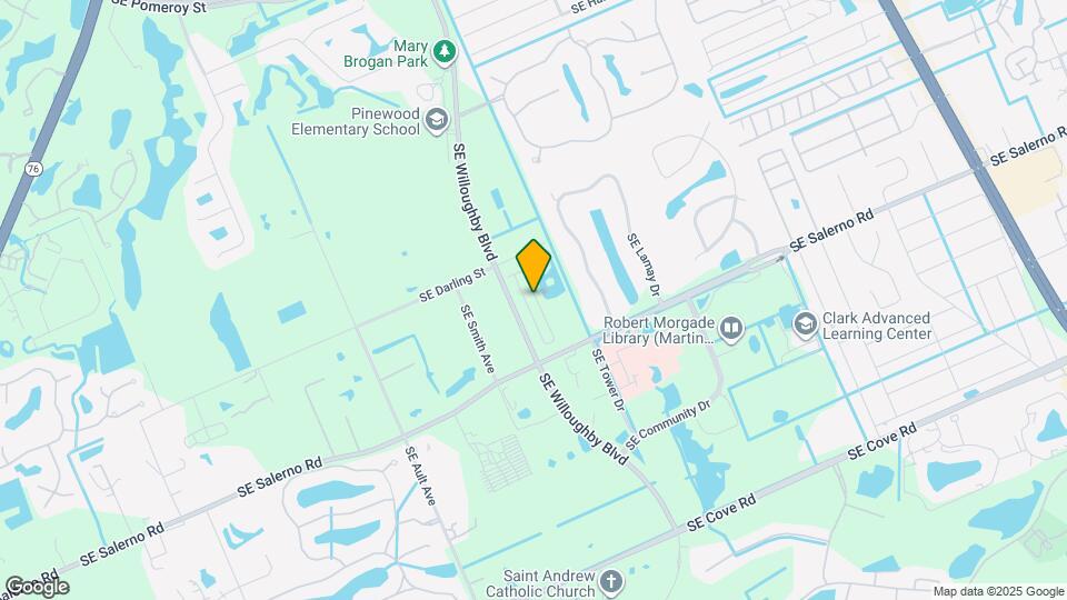 5767 SE Edgewater Cir Map and Location Details