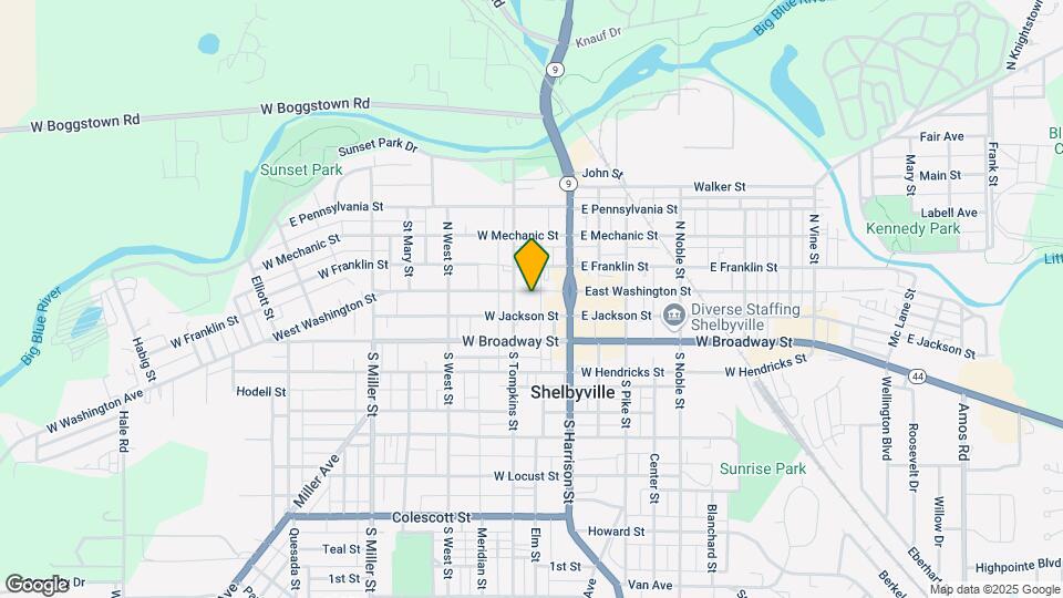 39 West Washington St Map and Location Details