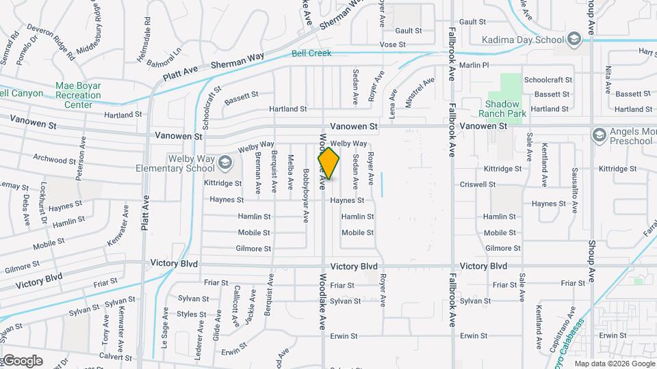 6626 1/2 Woodlake Ave Mapa y Detalles de la Ubicación