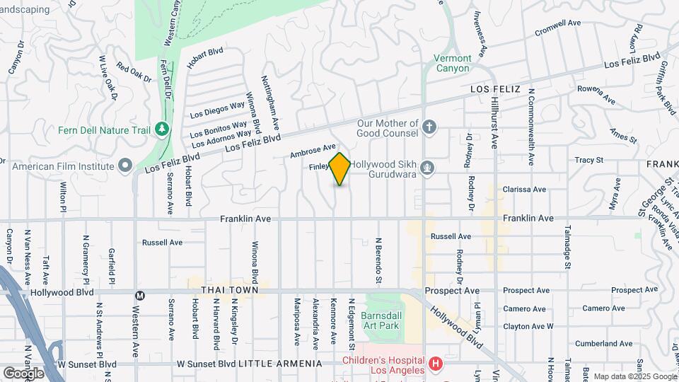 1954 N Kenmore Ave Map and Location Details