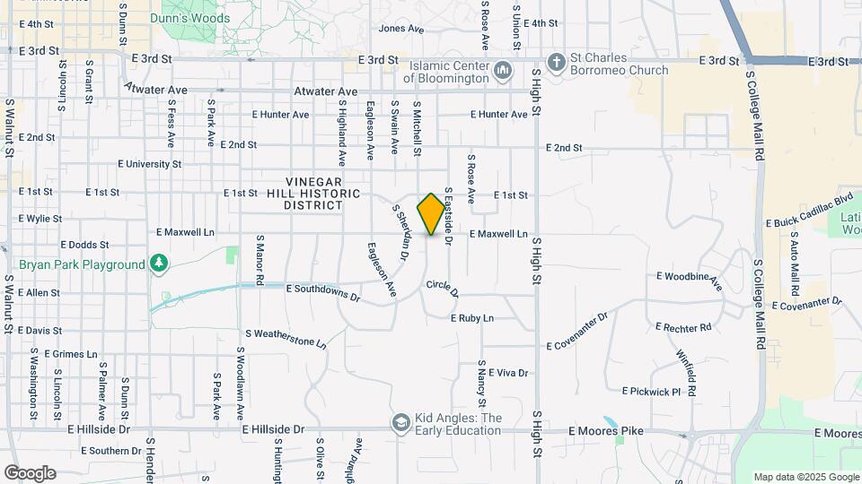 1514 E Maxwell Ln Map and Location Details