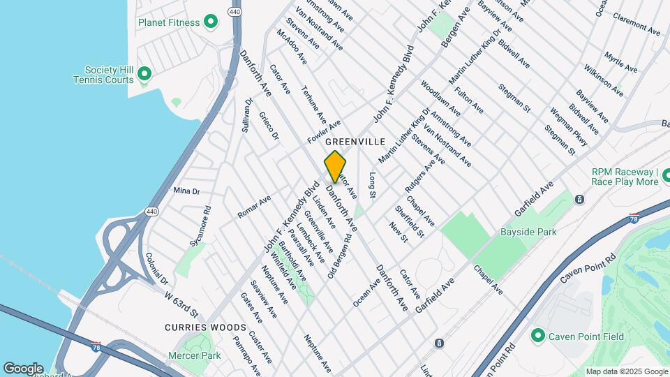 232 Danforth Ave Map and Location Details