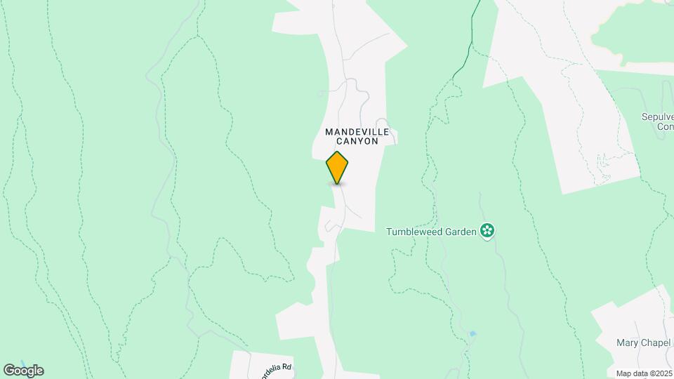 2975 Mandeville Canyon Rd Map and Location Details