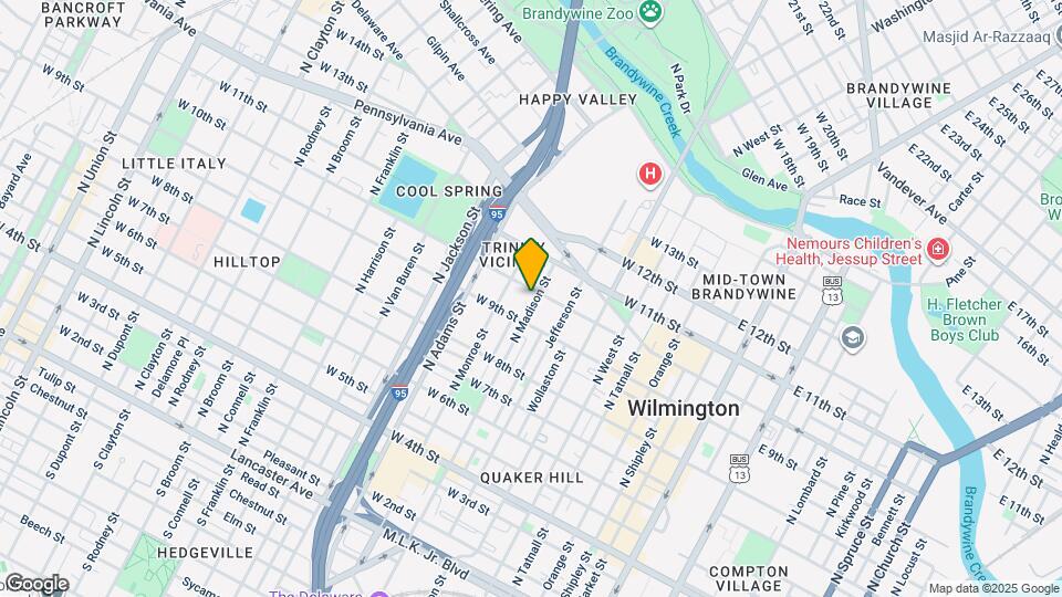 613 W 10th St Map and Location Details