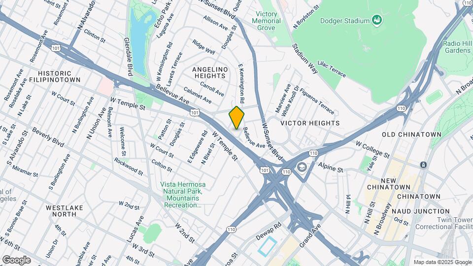 559 Boylston St Map and Location Details