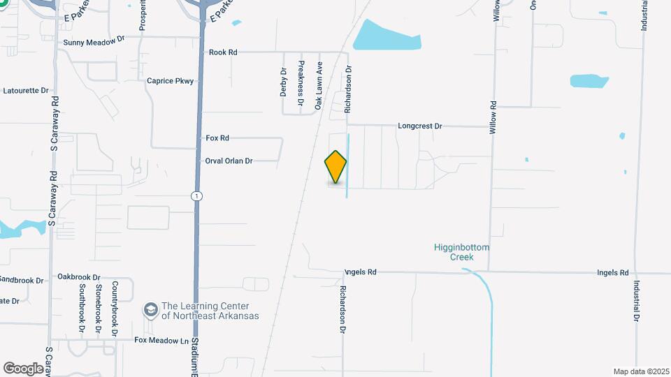 3925 Saddlecrest Dr Map and Location Details