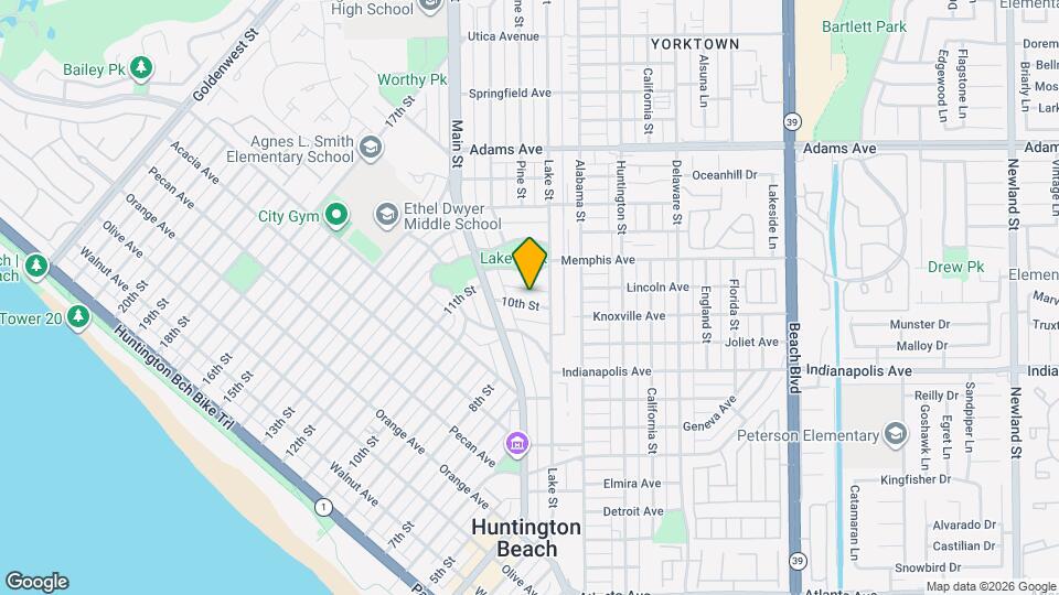933 10th St Map and Location Details