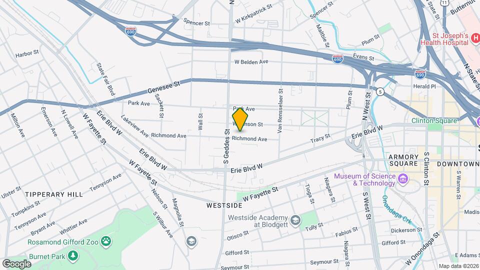 238 Richmond Ave Mapa y Detalles de la Ubicación