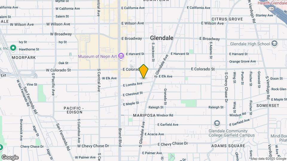 323 E Lomita Ave Map and Location Details
