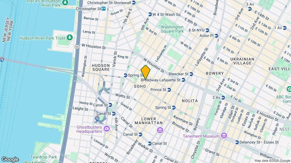 423-425 W Broadway Mapa y Detalles de la Ubicación