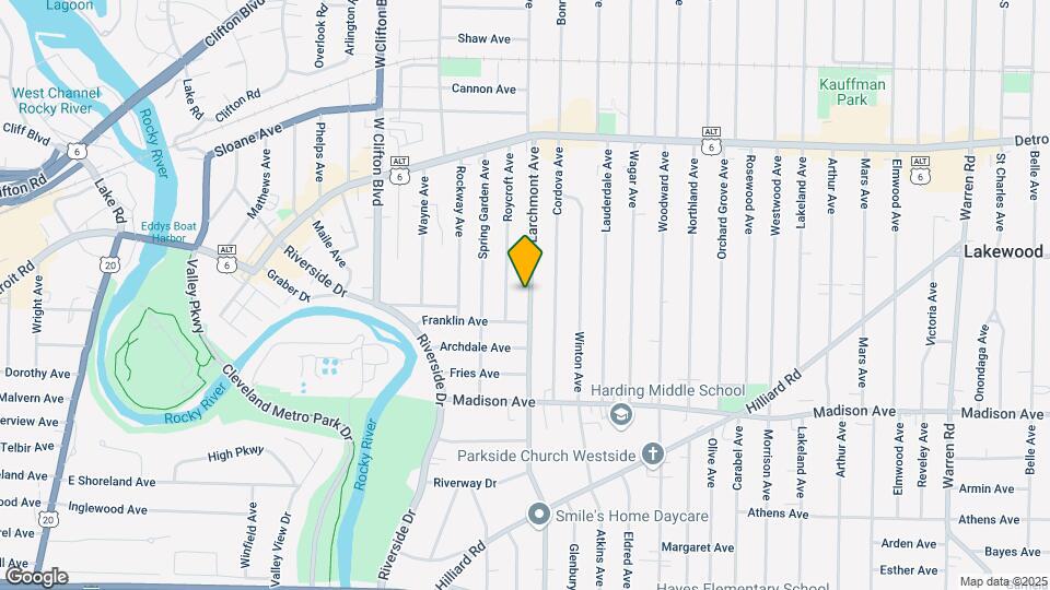 1568 Larchmont Ave Map and Location Details
