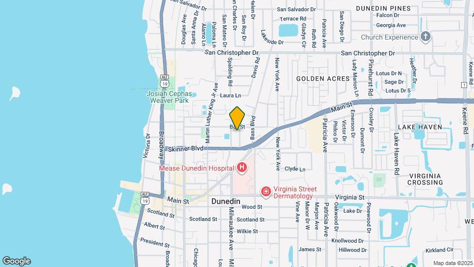 1042 Oak St Map and Location Details
