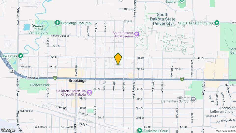 811 7th St Map and Location Details