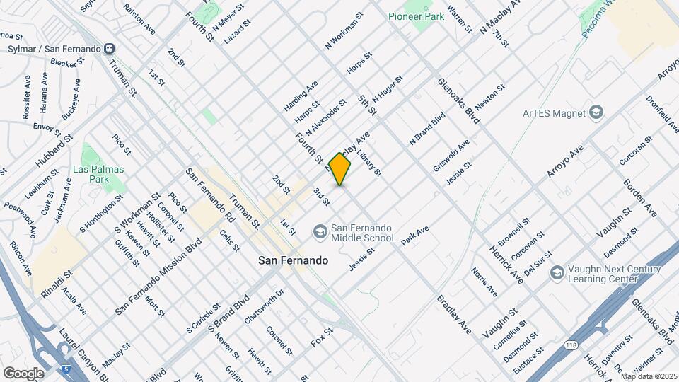 326 N Macneil St Map and Location Details