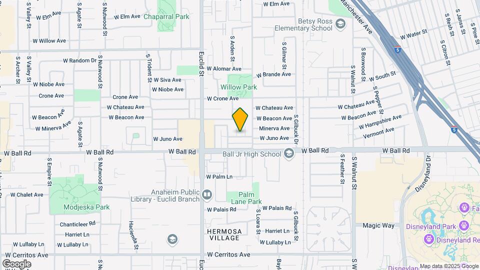 924 S Arden Pl Map and Location Details