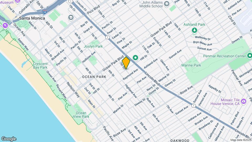 2712 7th St Map and Location Details